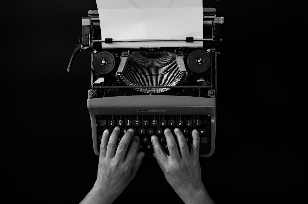 Master the Unseen Script: Live Audience Adaptation